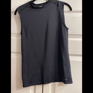 Reebok sleeveless athletic top. Great condition 8/10.